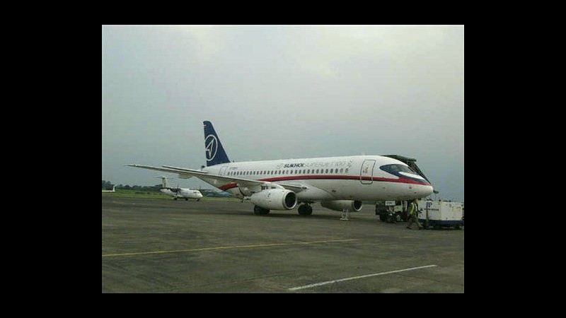 Indonesia, Farnesina: Nessun italiano a bordo dell’aereo caduto