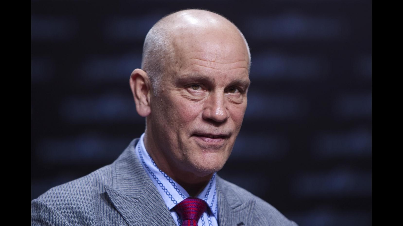 John Malkovich protagonista di ‘Siberian education’