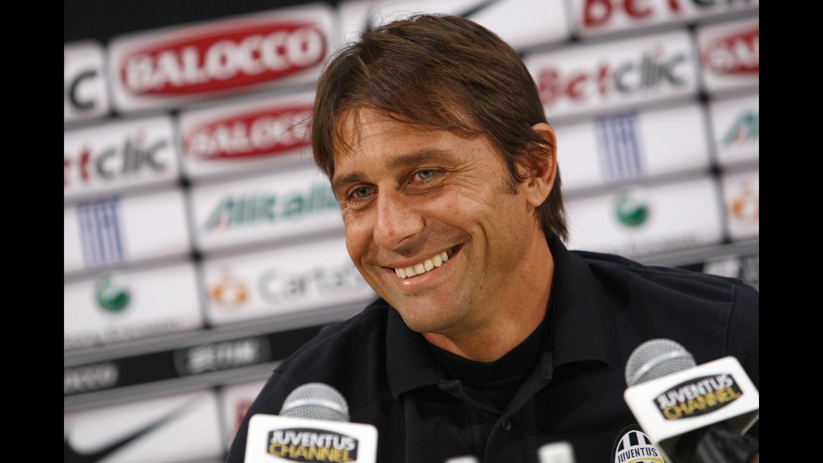 Conte: Juve su strada giusta, a Catania per vincere