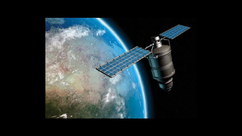 Satellite cadente, si avvicina momento rientro sulla terra