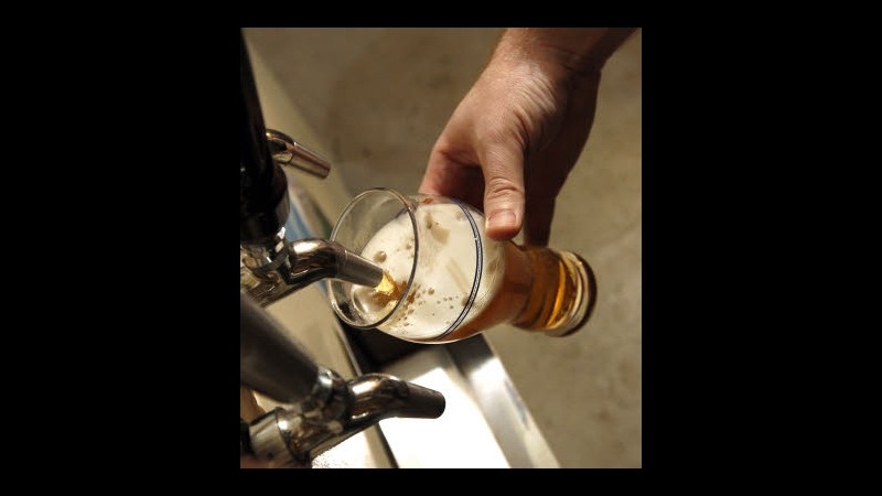 Bolivia, governo annuncia tassa sulla birra: consumata più del latte