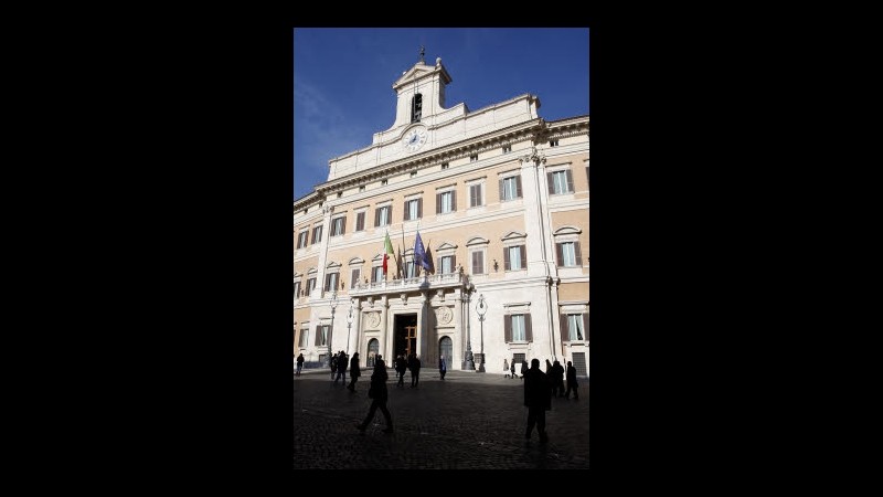 Maggioranza battuta alla Camera 5 volte