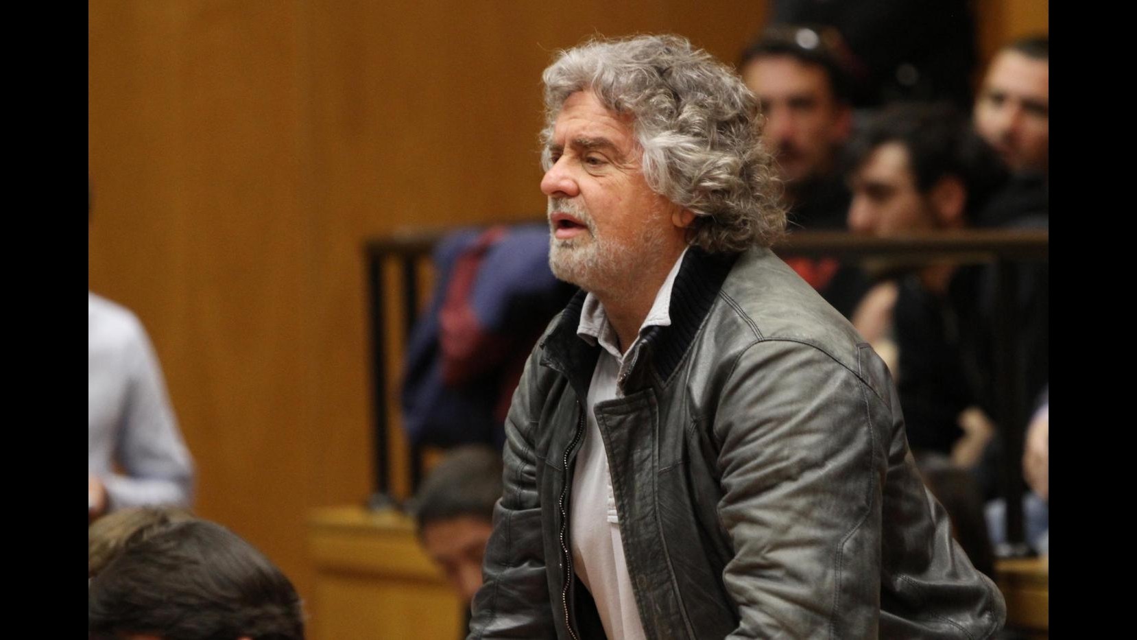 Beppe Grillo a processo con 20 No Tav, violati i sigilli alla baita