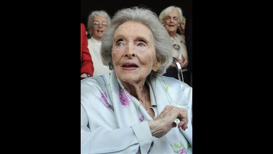 Usa, morta a 102 anni la cantante Dolores Hope, moglie di Bob Hope
