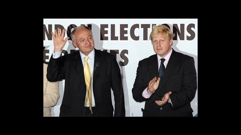 Regno Unito al voto per i sindaci: a Londra favorito Boris Johnson