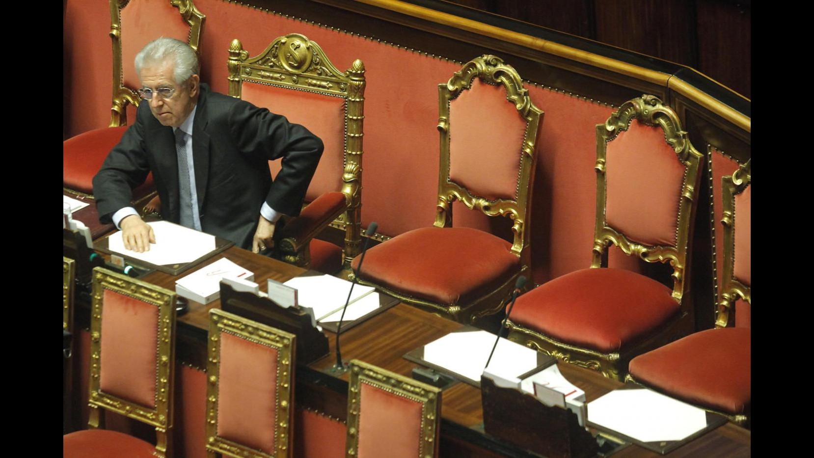 Governo battuto in Senato, tagli a pensioni manager pubblici