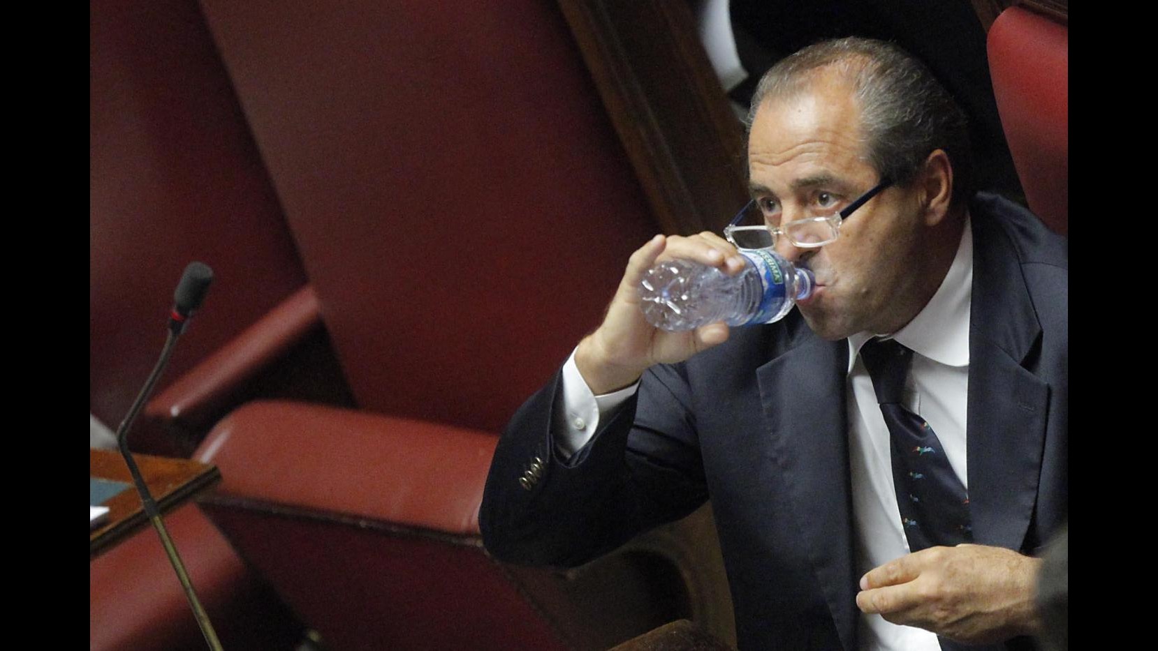 P4, Di Pietro cerca 5 deputati per avere il voto segreto su Milanese