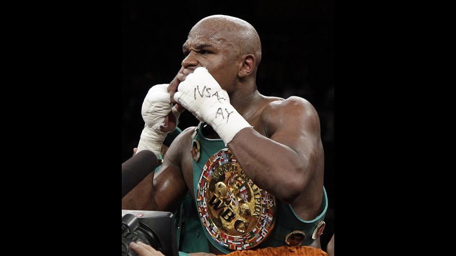Pugilato, Wbc: Mayweather batte Ortiz e conquista titolo pesi welter