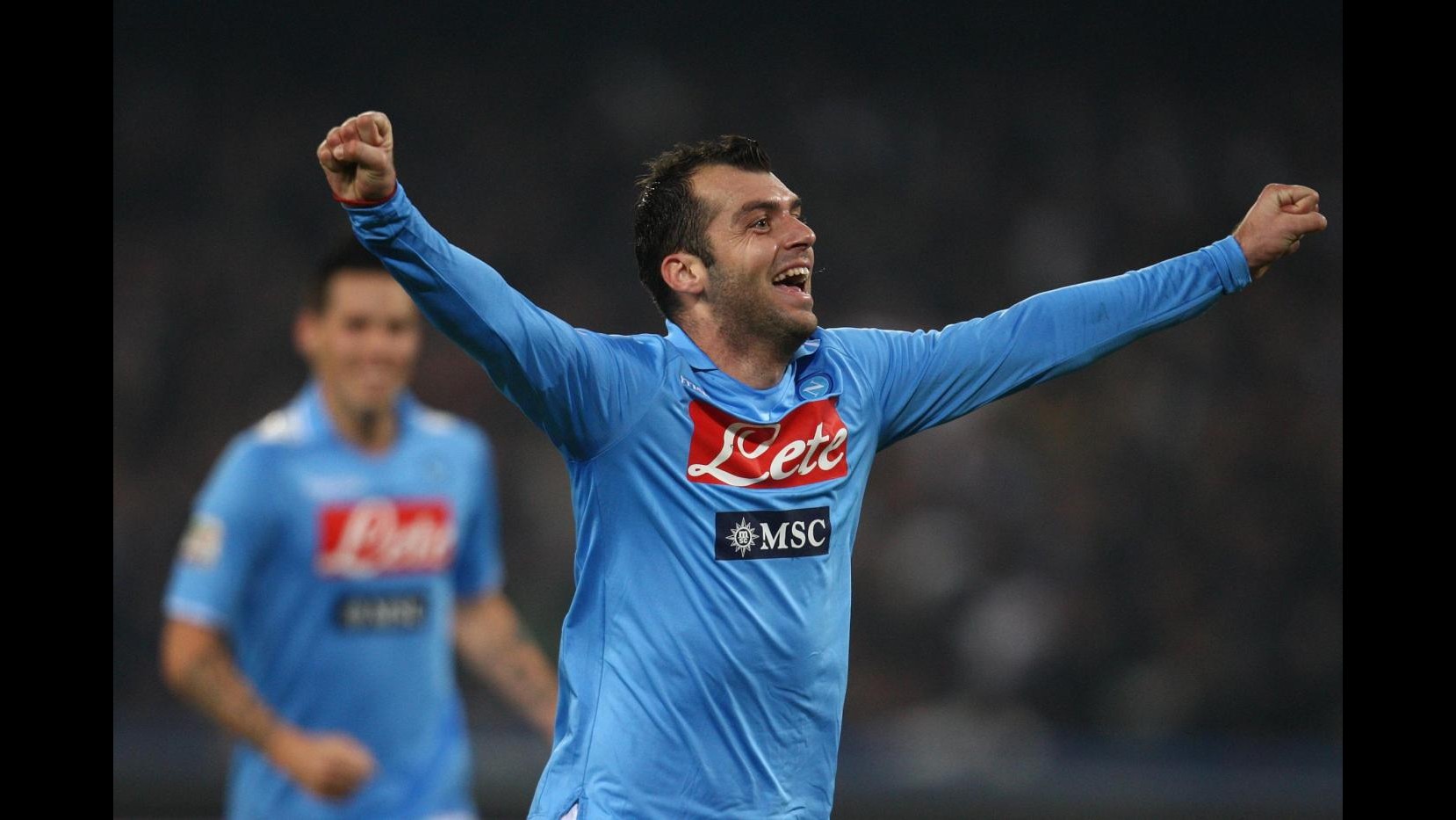 Napoli sfida Palermo con Pandev, Roma cerca riscatto con Chievo