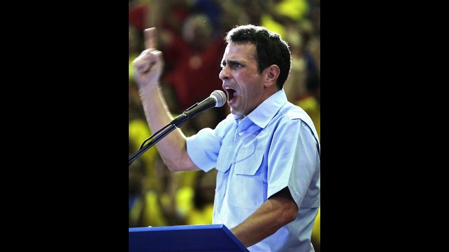 Venezuela, candidato Capriles inizia campagna presidenziale