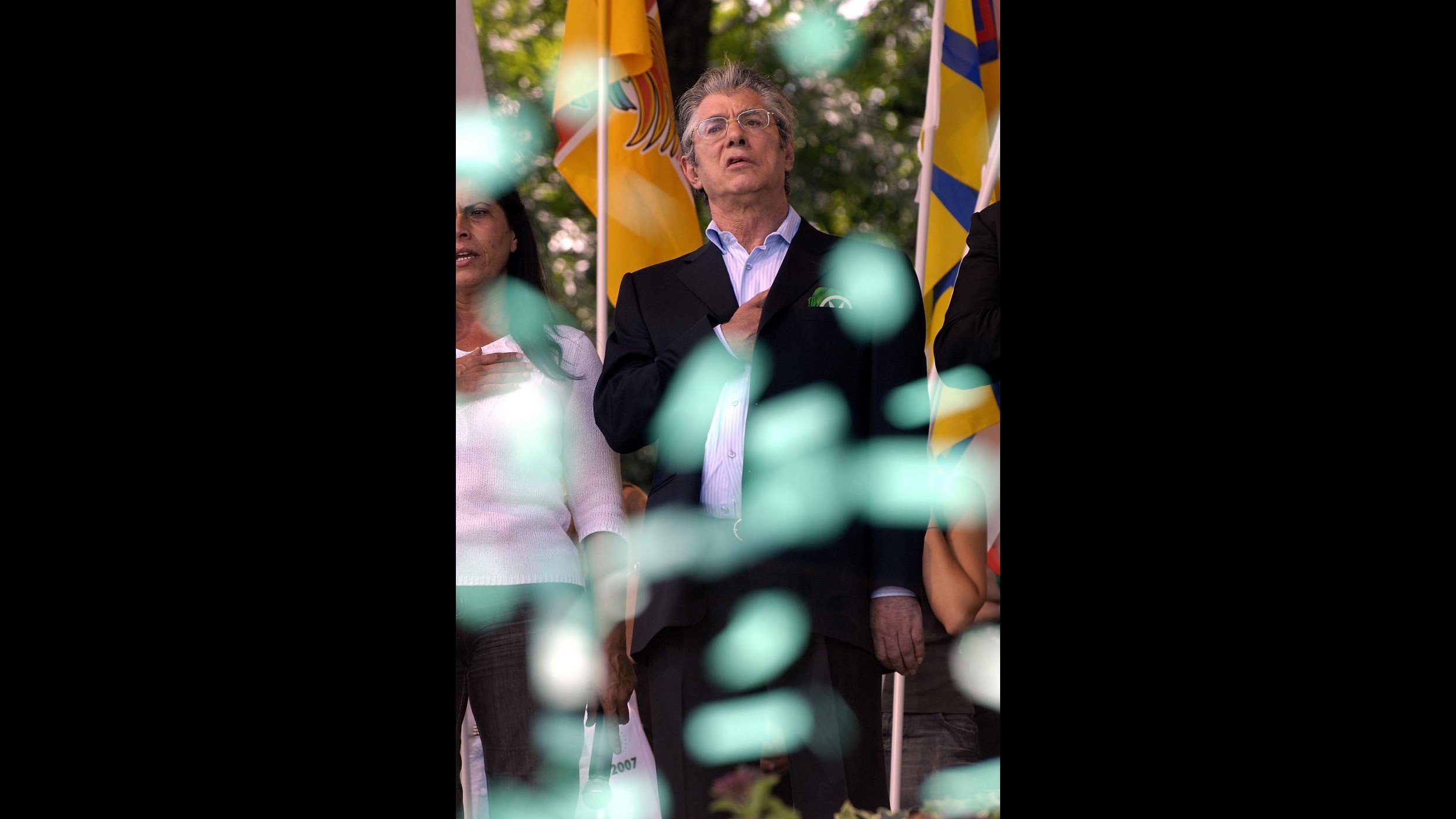 Bossi a Napolitano: Governo è credibile