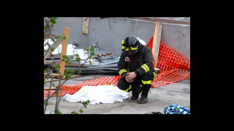 Imprenditore licenzia i figli e si suicida
