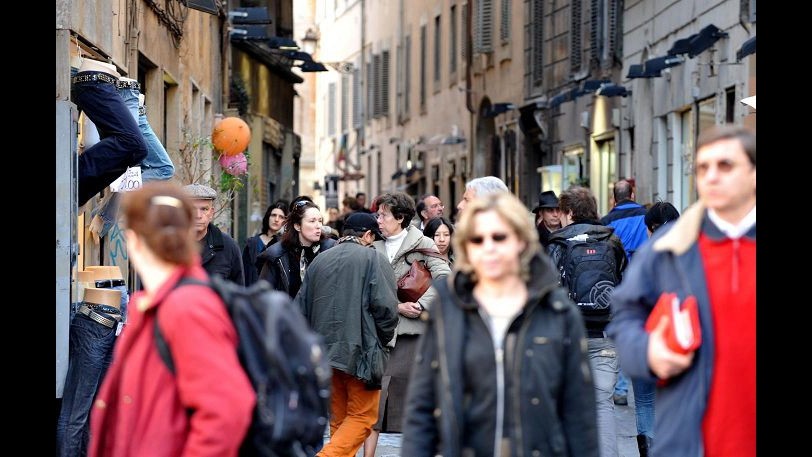 Crisi, Codacons: Troppe tasse, al via il Caf a costo zero