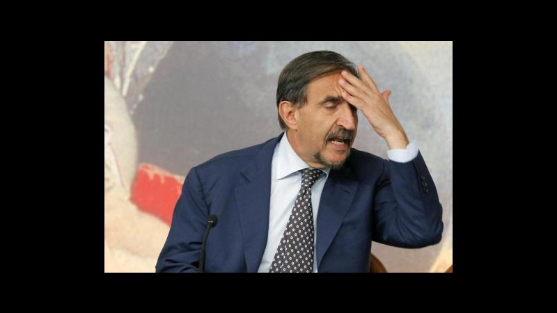 La Russa: Governo può andare avanti, se qualcuno pensa di no lo dica