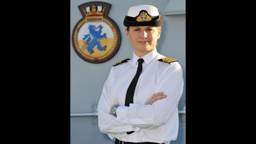 Regno Unito, prende incarico oggi prima donna a comando nave da guerra