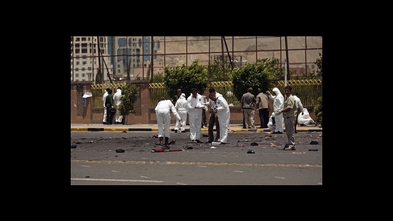Al-Qaeda fa strage a parata militare in Yemen: 96 vittime, 200 feriti