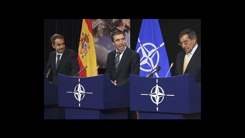 Panetta e Rasmussen: Alleati troppo dipendenti da Usa in missioni Nato