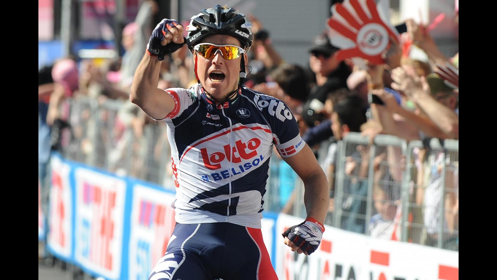 Giro d’Italia, lampo di Lars Bak e Rodriguez sempre in rosa