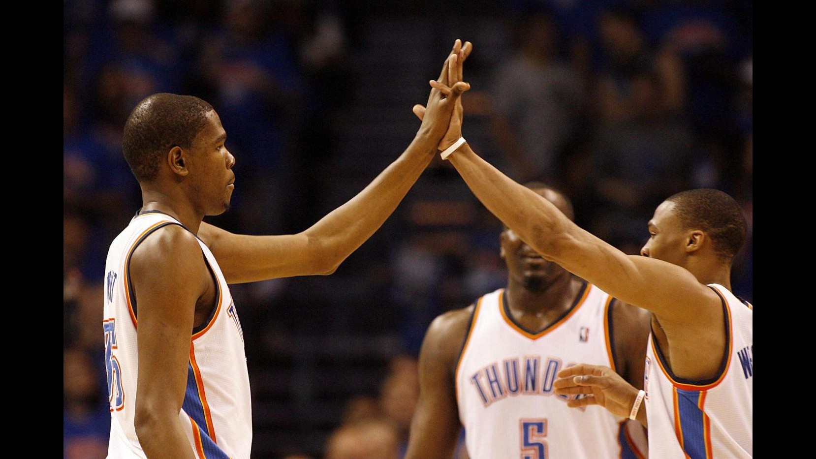Nba: Oklahoma concede bis con Lakers, Boston batte Philadelphia