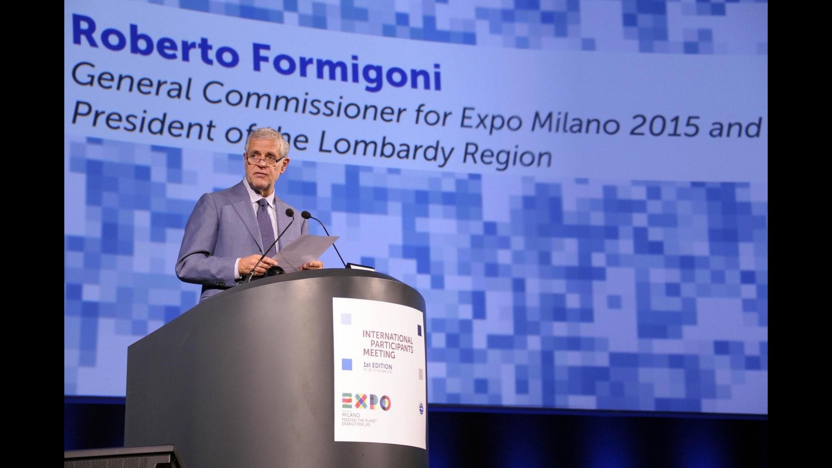 Expo, Formigoni vola a Washington per simposio con Obama e Clinton