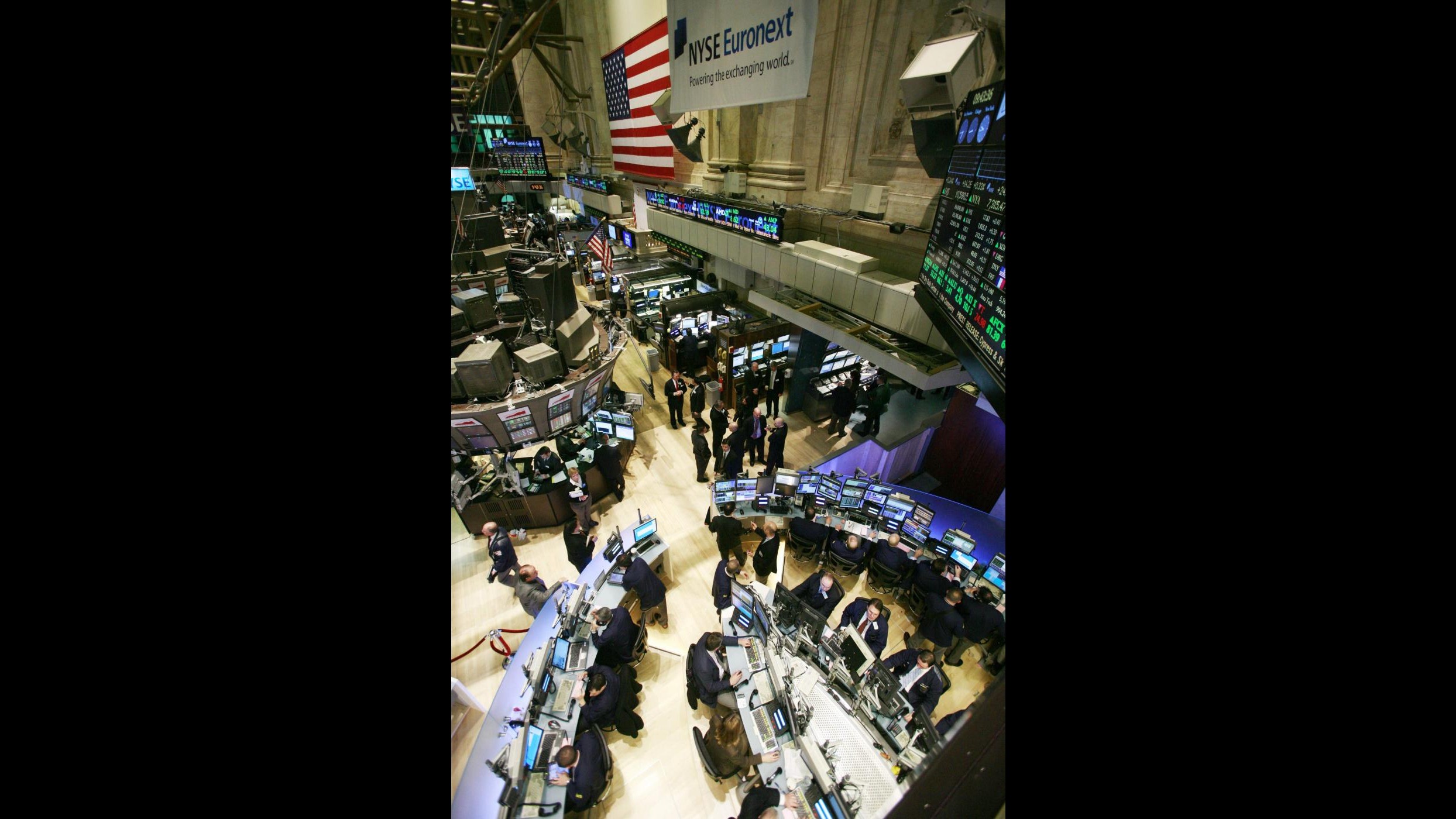 Borsa, futures su Wall Street in pesante ribasso
