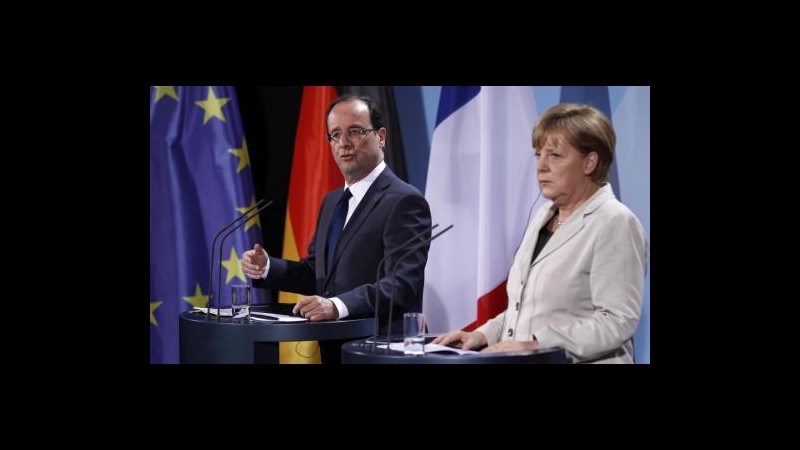 Merkel-Hollande: Grecia resti nell’euro