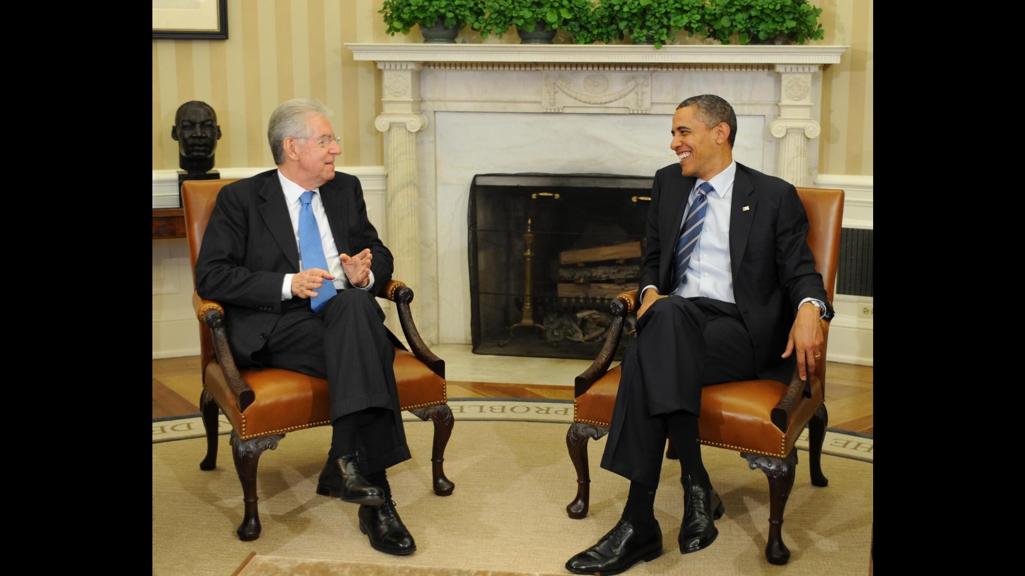 Obama chiede a Monti di aprire il G8