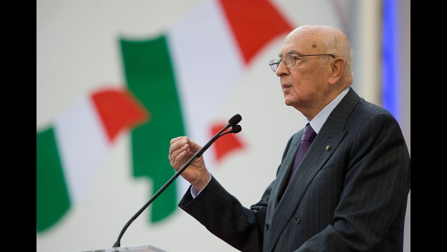 Napolitano: Serve nuova legge elettorale