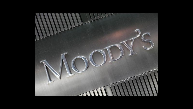 Moody’s declassa 26 banche italiane