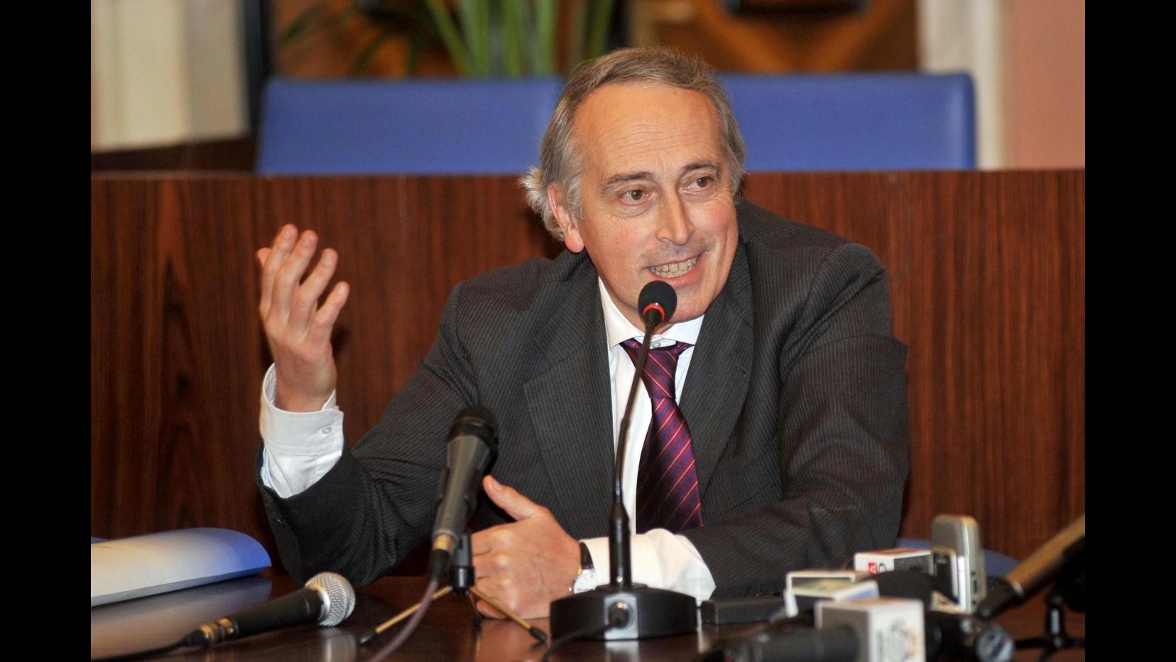 Abete: Prandelli è il futuro della nazionale anche dopo Euro 2012