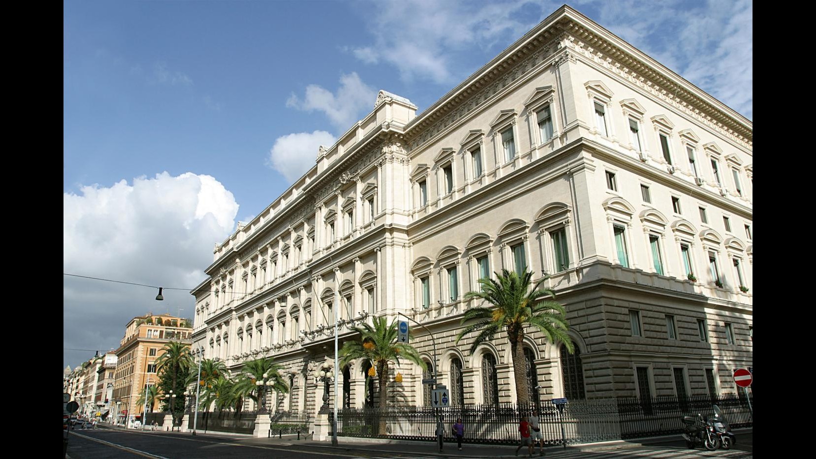 Bankitalia: A marzo record debito pubblico