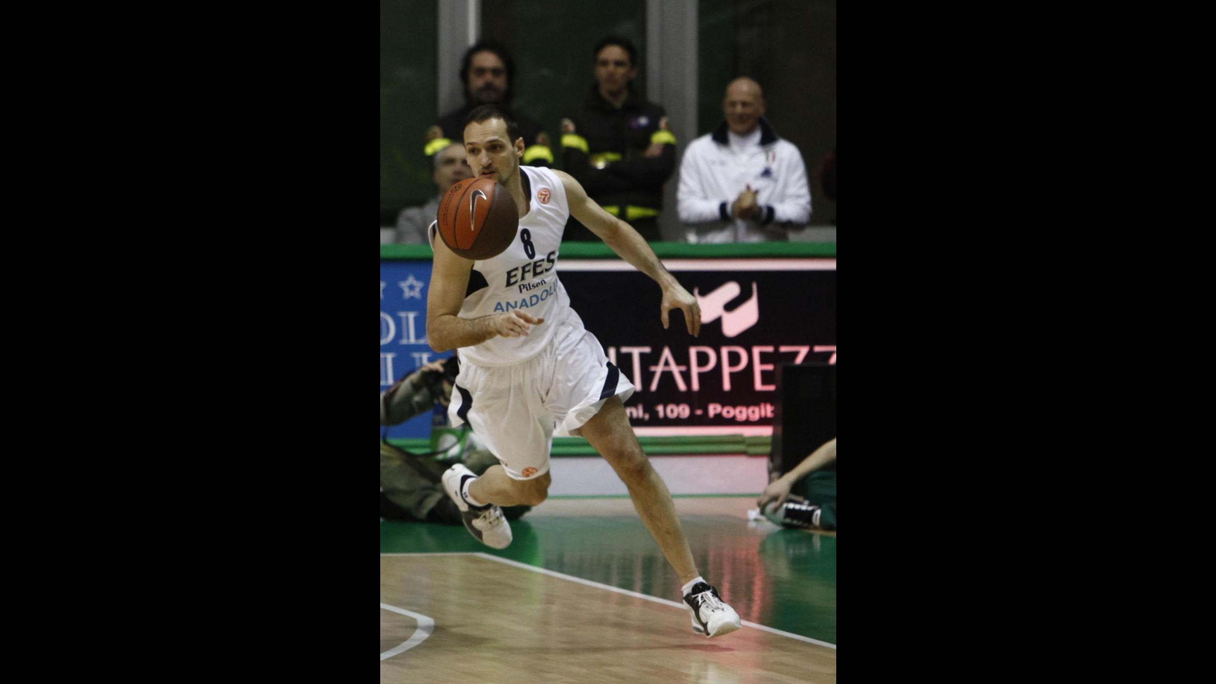 Montepaschi Siena, accordo con Igor Rakocevic