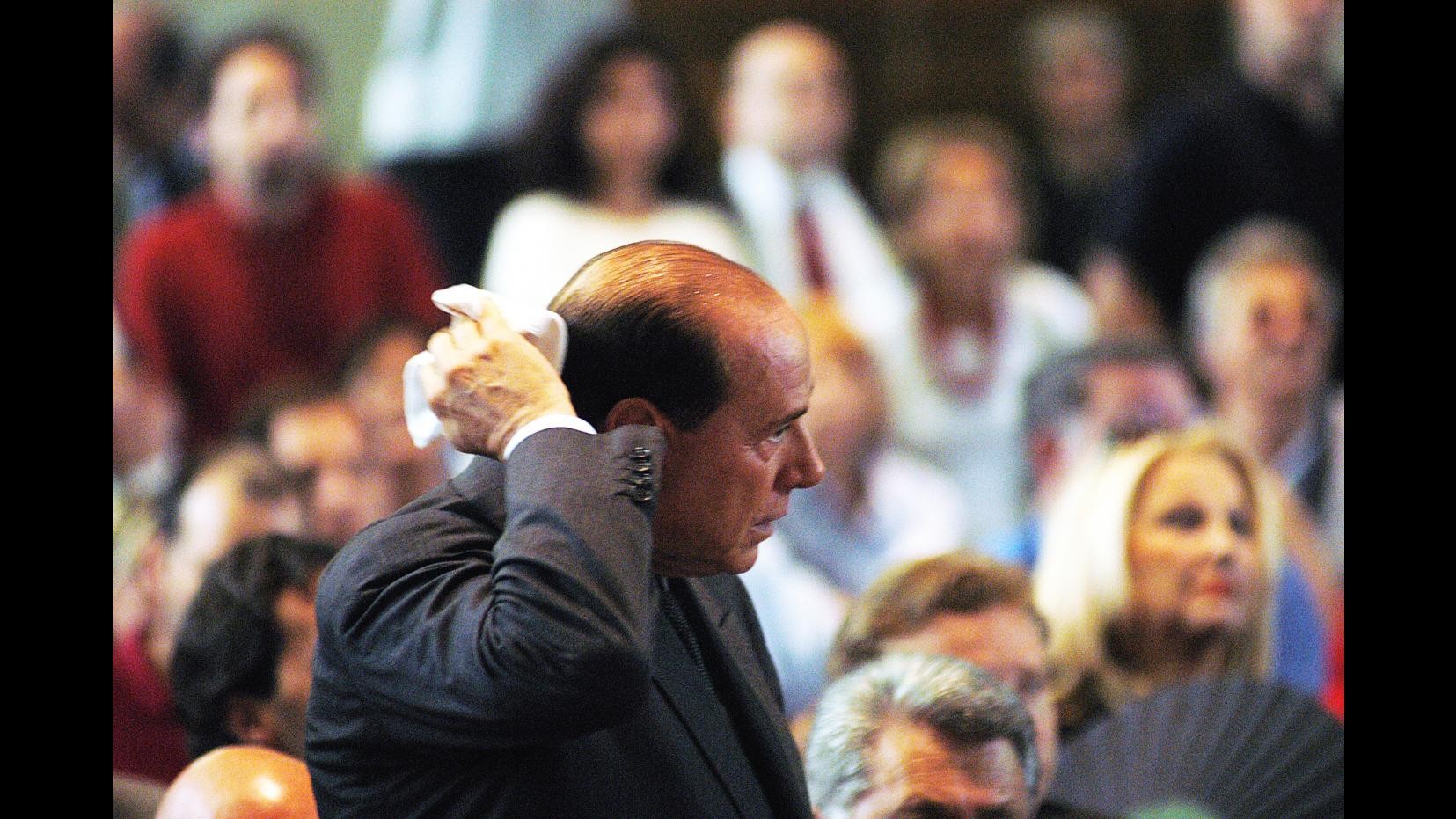 Mills, Berlusconi in aula il 5 dicembre