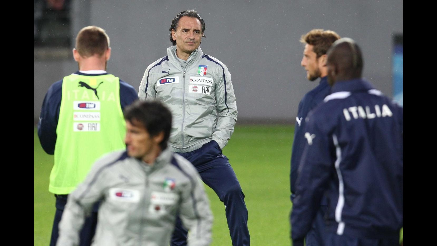 In 13mila a primo allenamento azzurri. Prandelli: Aspetto Barzagli