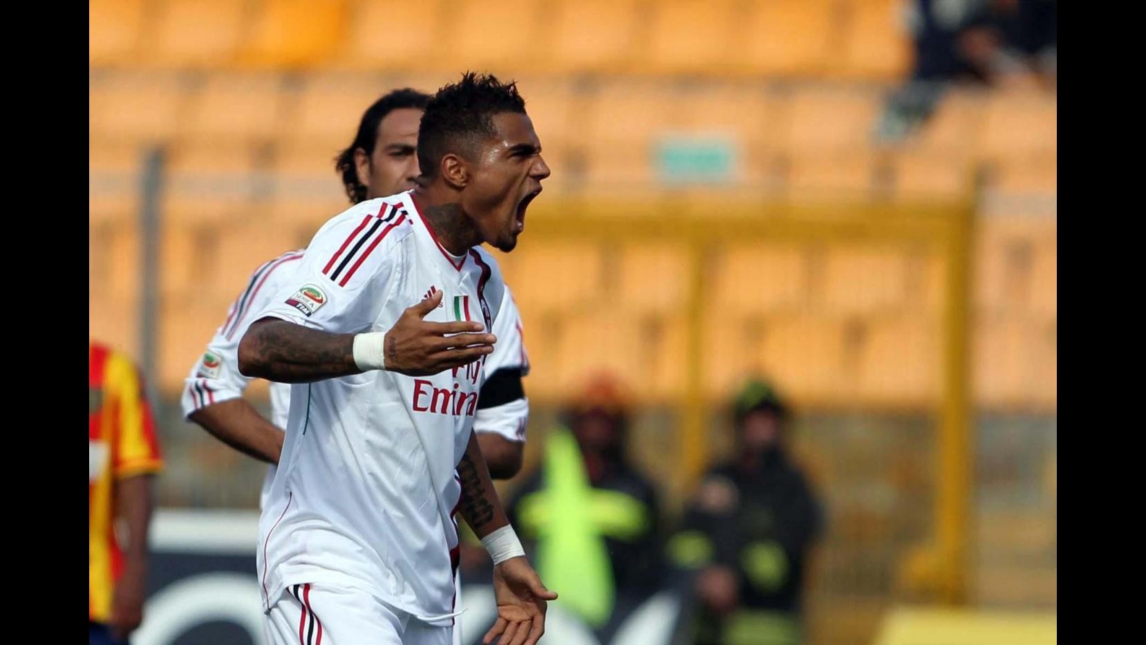 Boateng fa risorgere il Milan: rimonta e vittoria a Lecce 4-3