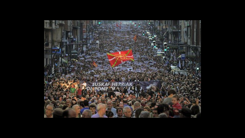 Spagna, migliaia in corteo a Bilbao per autonomia basca