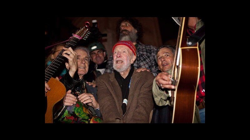 A 92 anni il cantautore Pete Seeger si unisce a Occupy Wall Street