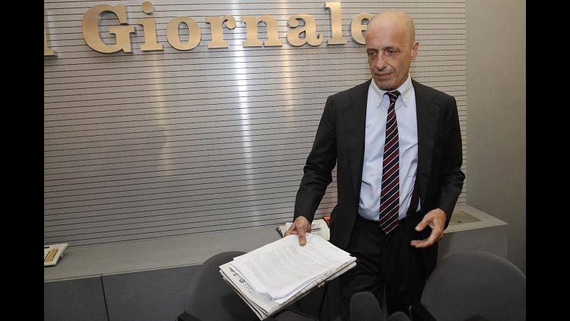 Sallusti: Saviano non è società civile, è solo un miliardario