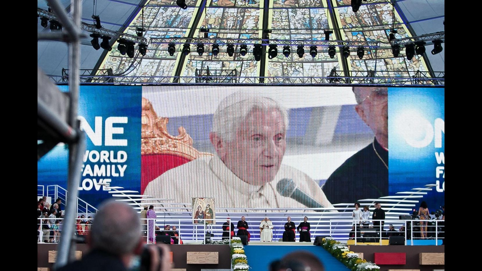 Family 2012,  un milione a messa Papa