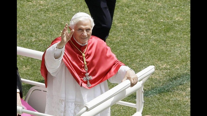 Family 2012, Benedetto XVI: Giustizia e amore guidino la politica