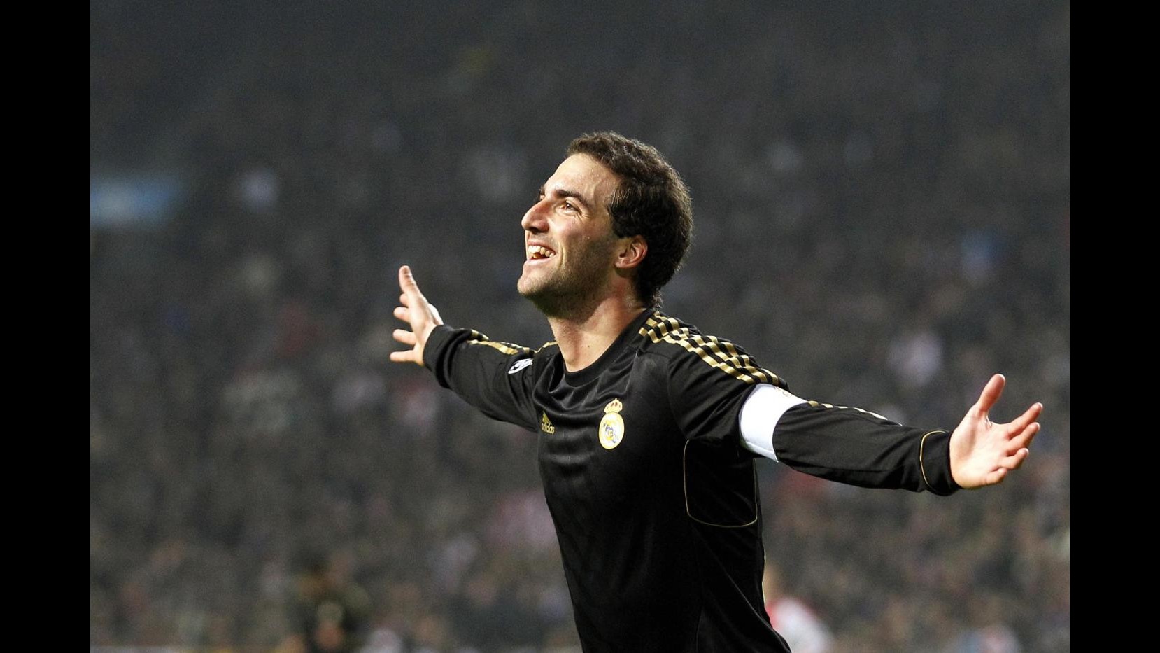 Mercato, Juve sogna Higuain. Inter sulle tracce di De Jong