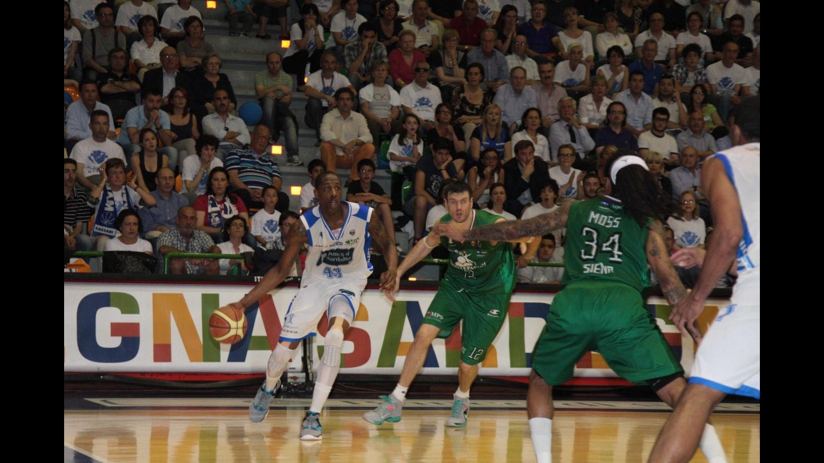 Montepaschi Siena espugna Sassari e vola in finale