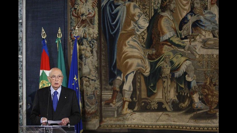 2 giugno, Napolitano: Giusto onorare contributo militari