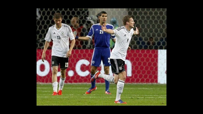 Euro 2012, test positivi per Germania e Francia