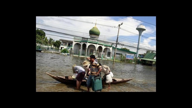 Thailandia, almeno 315 morti per peggiori alluvioni da 50 anni
