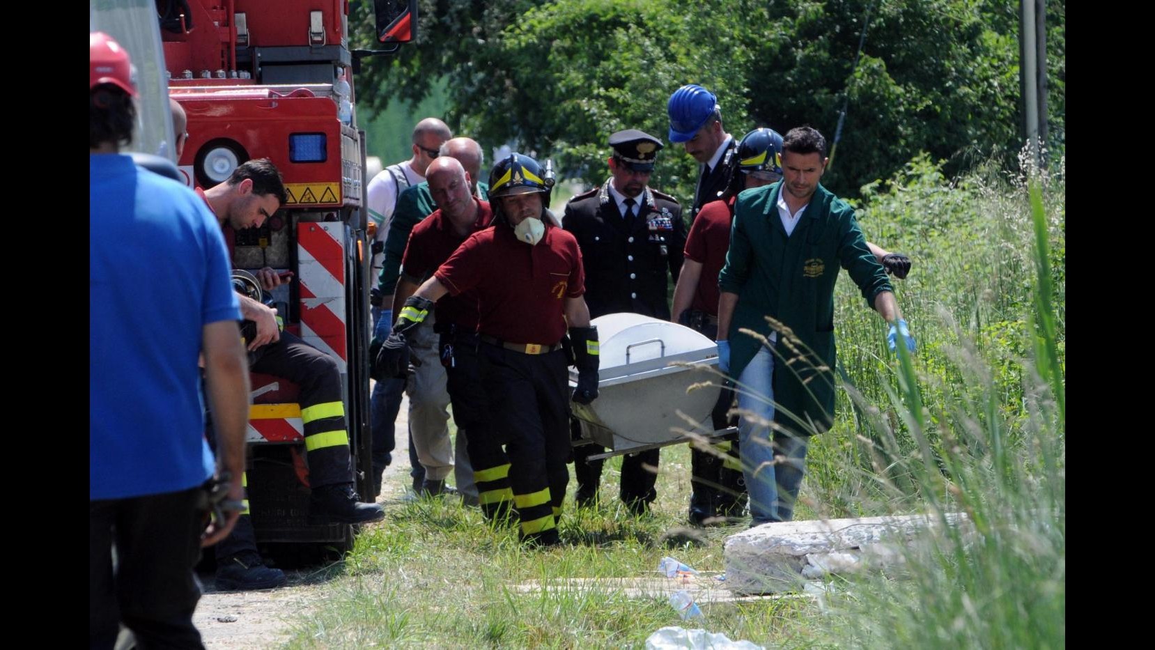 Sisma, trovato operaio disperso, 17 vittime
