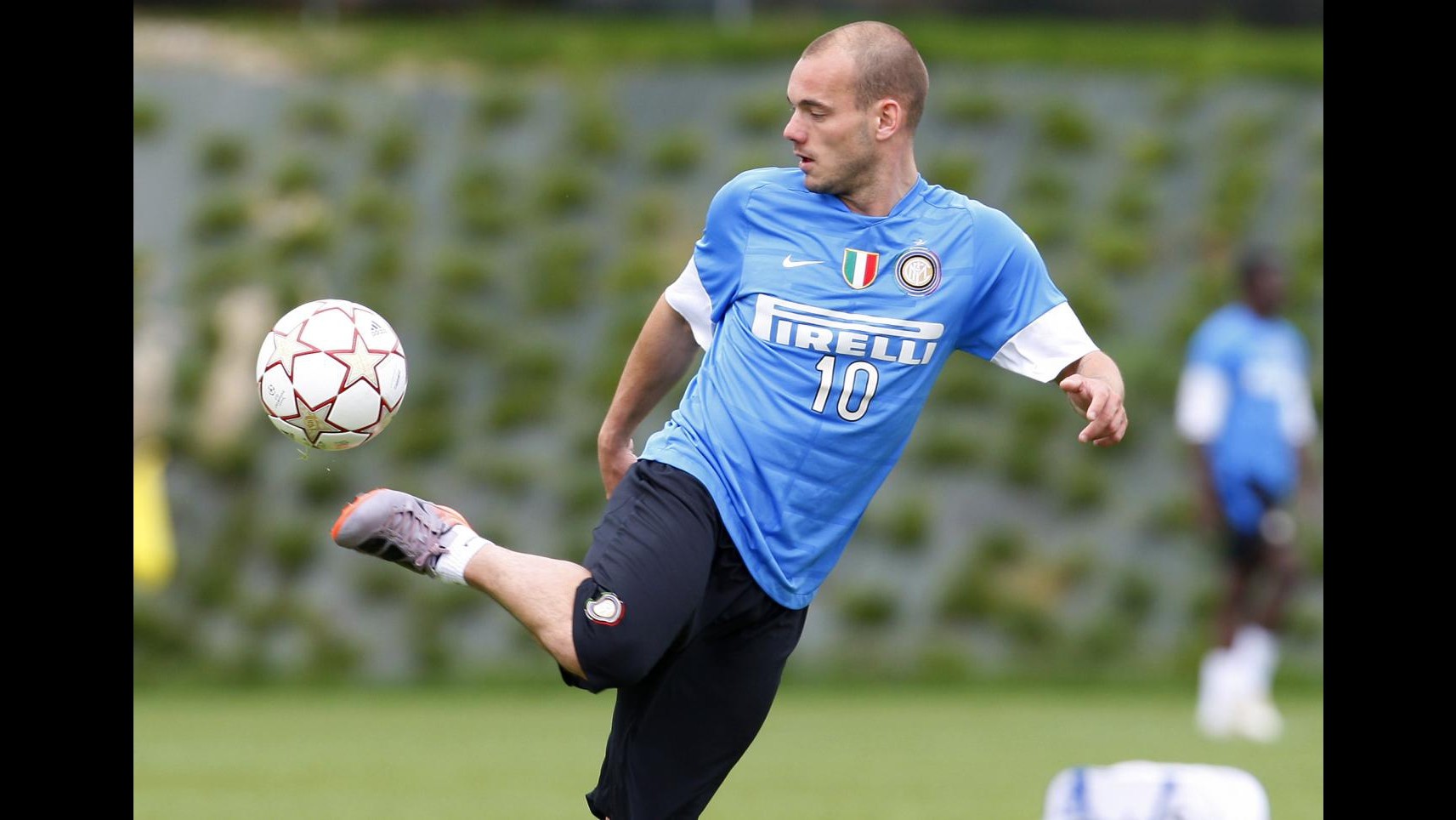 Inter, Sneijder e J. Cesar tra i convocati di Ranieri per Lille