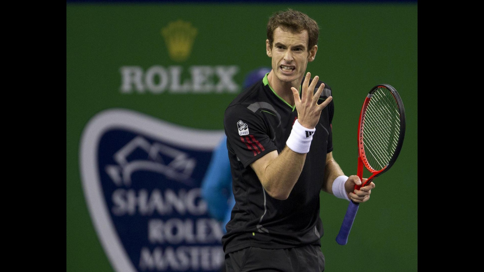 Tennis, Murray trionfa a Shanghai ed è il nuovo numero 3 al mondo