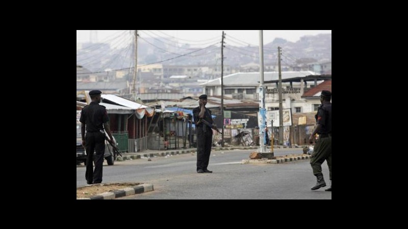 Nigeria, esplosione in stazione polizia nel nordest: 2 morti