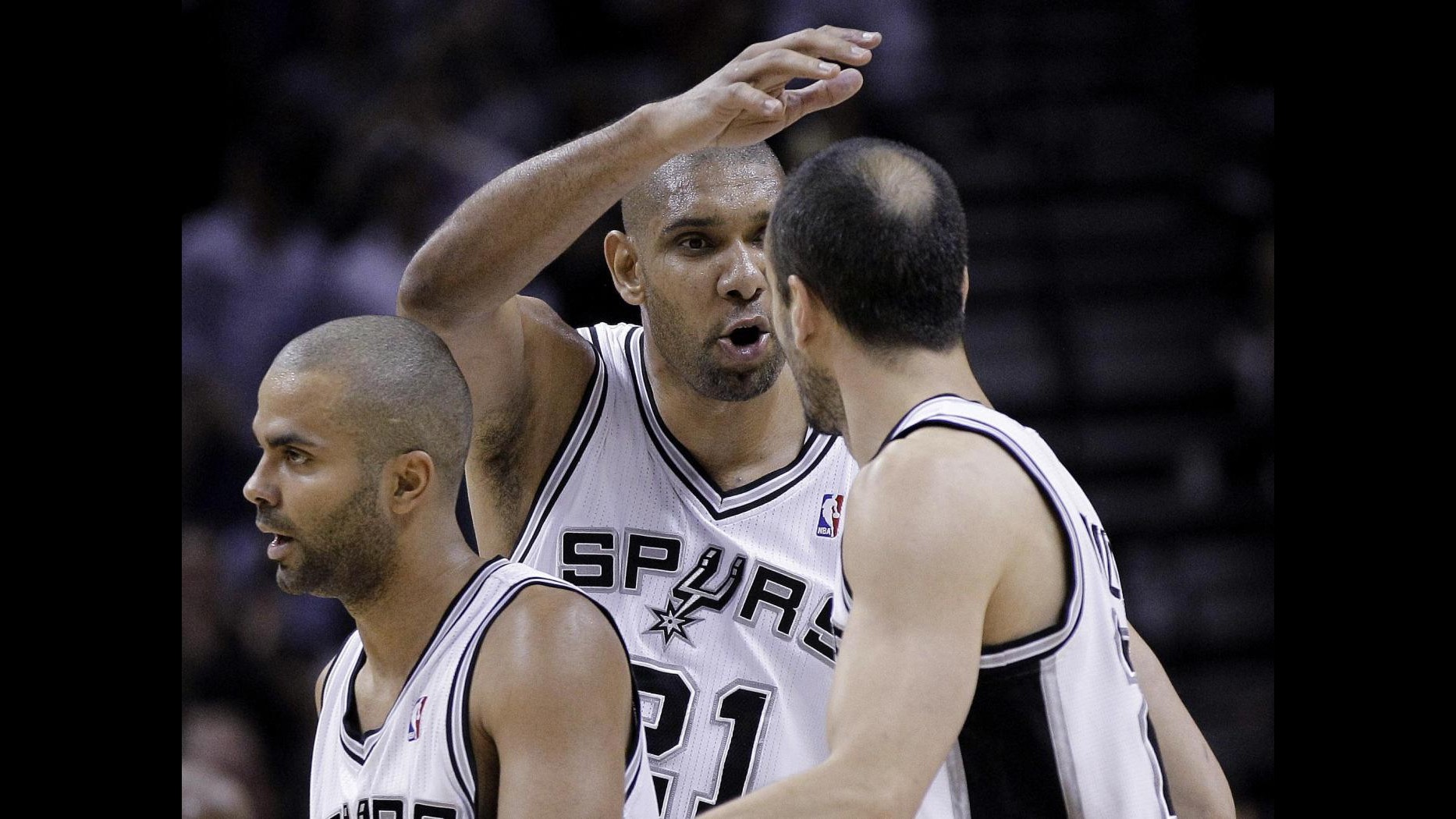 Nba: San Antonio batte Oklahoma 101-98 gara 1 finale Western
